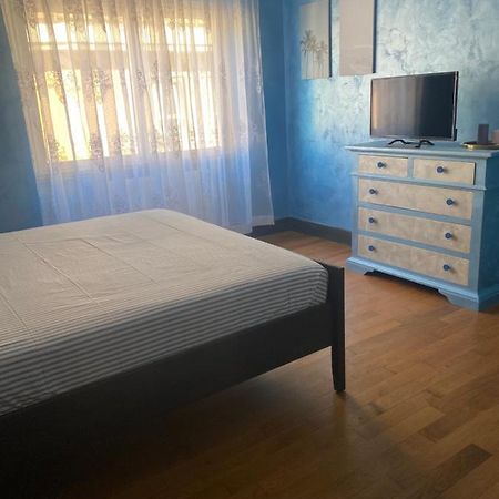 C&E Suites Roma Лидо ди Остия Екстериор снимка